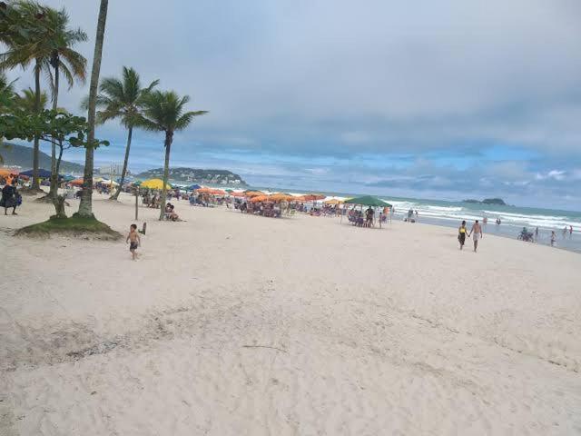 Apto Aconchegante Pe Na Areia 과루자 외부 사진